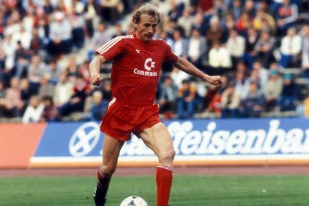 Platz 8: Bernd Dürnberger - 375 Bundesliga-Spiele