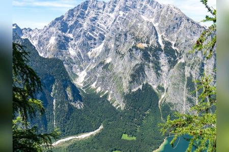 Ein weitläufiges Netz aus Wanderwegen erstreckt sich über den Nationalpark Berchtesgaden. Einen traumhaften Ausblick auf den...