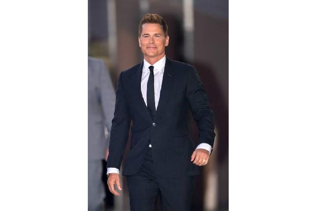 Rob Lowe ist zwar mittlerweile vom Teenieschwarm zum Mittfünfziger avanciert, doch sein gutes Aussehen hat sich der Schauspi...