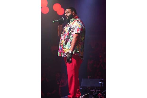 Auch DJ Khaled mischt im Markt mit. Der DJ und Produzent nutzt mit seiner Marke den Trendwirkstoff CBD, der aus Nutzhanf gew...