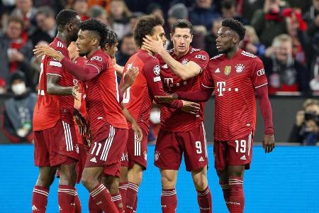 Am Dienstagabend empfing der FC Bayern in der Champions League Benfica zum vierten Gruppenspiel. Mit einem verdienten 5:2-He...