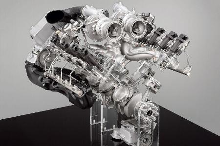 BMW_V8-Twin-Turbo