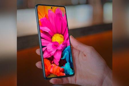 Milliarden Farben erstrahlen auf dem 6,7-Zoll-OLED-Display Milliarden Farben erstrahlen auf dem 6,7-Zoll-OLED-Display
