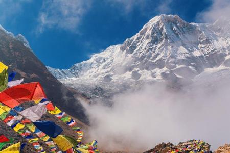 Bergig wird es mit Rang acht: In Nepal warten der Mount Everest, unzählige Tempel und das labyrinthartige Altstadtviertel de...