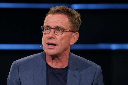 'Wenn schon vier Leute so viele Fehler machen, ist es vielleicht richtig, dass man auf eine Dreierkette umstellen sollte.'