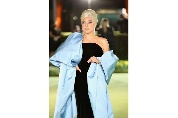 Lady Gaga war noch nie verheiratet — aber schon zwei Mal verlobt. Nach vier Jahren Beziehung steckte Schauspieler Taylor Kin...