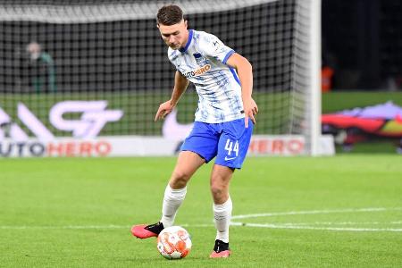 Konnte in seinem vierten Bundesligaspiel nur noch selten in Erscheinung treten. Das Großteil der Aktionen seiner Mannschaft ...