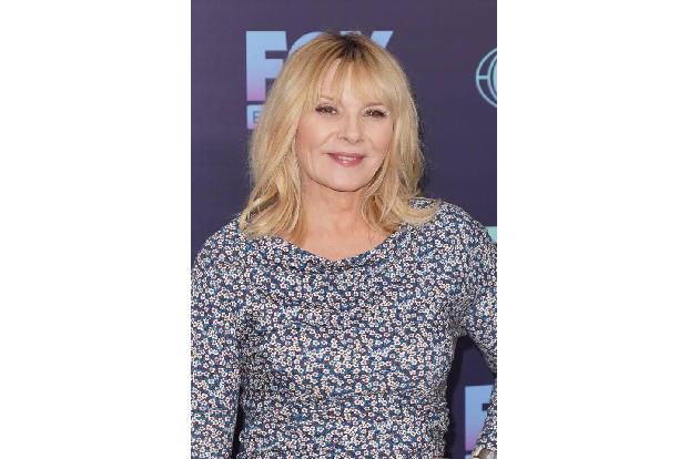 …Kim Cattrall alias Samantha Jones, der heimliche Star der Serie, nicht dabei ist. Es soll Streitereien mit Sarah Jessica Pa...