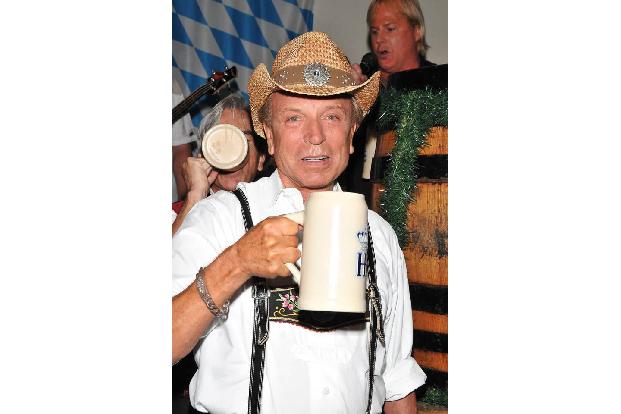 Sie waren die Herren der Tiger: Siegfried & Roy. Magier Siegfried Fischbacher starb im Januar, sein Partner Roy Horn war ber...
