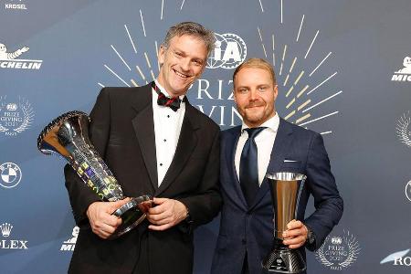 Nach seinem Teamkollegen Lewis Hamilton beendet Valtteri Bottas das Jahr auf Platz drei. Für ihn geht es 2022 bei Alfa Romeo...