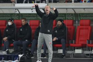 St. Pauli: Erfolgstrainer Schultz verlängert Vertrag