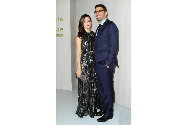 ...Emmy Rossum und Regisseur Sam Esmail. Die lesen jede Woche die Kolumne 'Modern Love' aus der 'New York Times'. Als sie es...