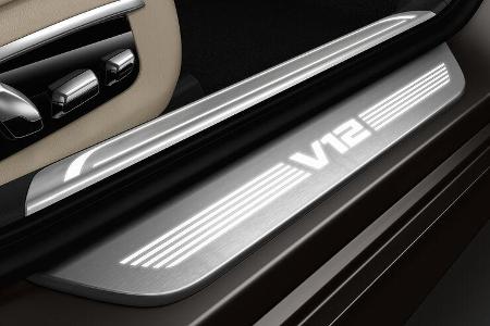 BMW M760Li