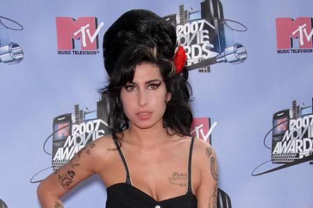Nach ihrem Tod 2011 sprach Amy Winehouse' Bruder darüber, wie ihre Berühmtheit sie verändert habe. 