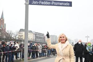 Jan-Fedder-Promenade am Hamburger Hafen offiziell eingeweiht