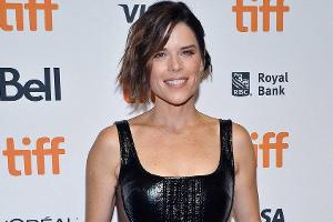 "Scream"-Star Neve Campbell überlebte Bären-Attacke an Filmset