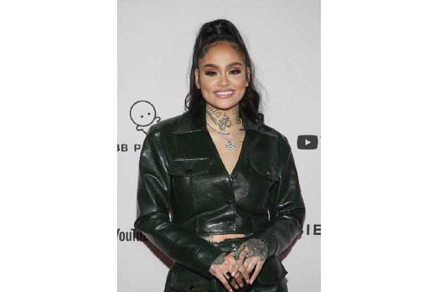 2018 erregte Demi Aufmerksamkeit, als sie ihre Kollegin Kehlani auf der Bühne küsste. Fans wollten von Kehlani natürlich sof...