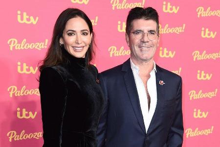 Lauren Silverman und Simon Cowell wollen sich das Jawort geben. Lauren Silverman und Simon Cowell wollen sich das Jawort geben.