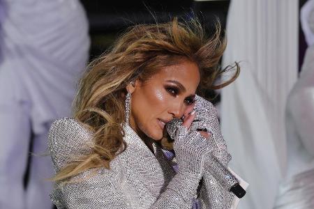 jennifer lopez.jpg