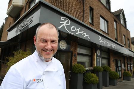 Frank Rosin vor seinem Restaurant