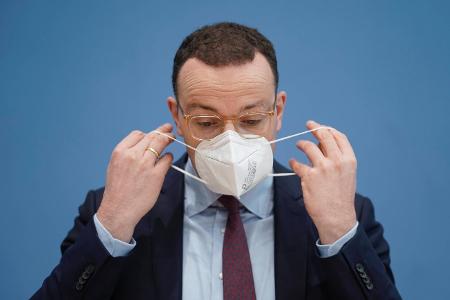 Spahn Gesundheitsminister Weihnachten Höhepunkt Pressekonferenz