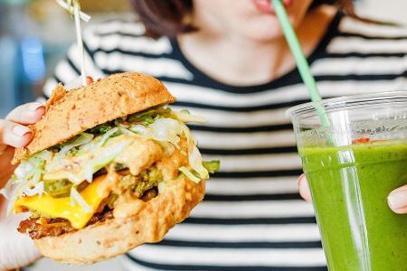 Es ist nicht immer einfach, vegane und vegetarische Restaurants zu finden. Es ist nicht immer einfach, vegane und vegetarische Restaurants zu finden.