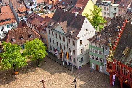 Platz sieben: Nahe an der französischen Grenze gelegen, bietet Freiburg im Breisgau mehr als 62 Restaurants mit fleischlosen...