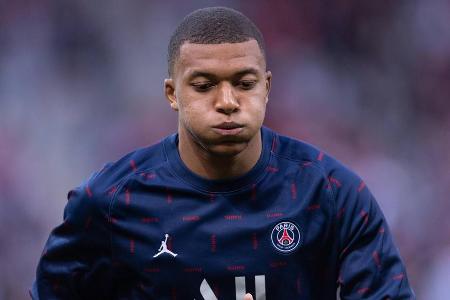 Kylian Mbappé (Paris Saint-Germain) - 16 Stimmen