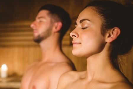 Nein, wer abnehmen will muss nicht ständig in die Sauna gehen. Denn verlieren tut man dort nur Wasser. Trotzdem: Ein Besuch ...