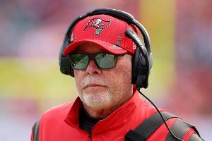Spieler geschlagen: NFL belegt Meistercoach Arians mit Geldstrafe