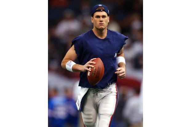 Der Weg an die Spitze der NFL ist steinig. Im 2000er Draft wird Brady erst an Stelle 199 von den New England Patriots ausgew...