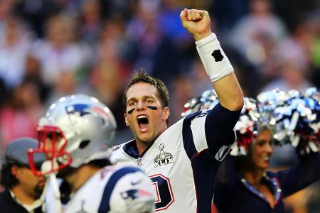 Nach zehn titellosen Jahren trifft Brady 2015 im Super Bowl auf die Seattle Seahawks. Sekunden vor dem Ende steht die Partie...