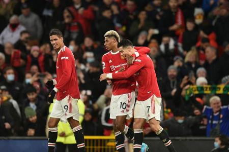 Last-Minute-Sieg für ManUnited - Drohne sorgt für Spielunterbrechung in Brentford Last-Minute-Sieg für ManUnited - Drohne sorgt für Spielunterbrechung in Brentford