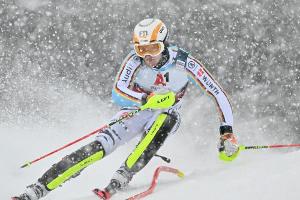 Straßer in Kitzbühel als 17. ins Finale