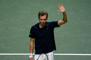 Viel Mühe mit starkem Cressy: Medwedew im Viertelfinale der Australian Open