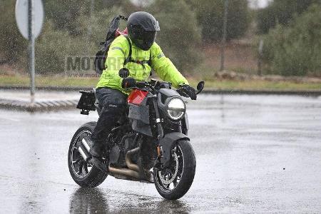 KTM-Brabus 1300 R Erlkönig