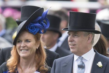Sarah Ferguson (62) und Prinz Andrew (61) waren von 1986 bis 1996 verheiratet. Die Eltern von zwei Töchtern leben trotz Sche...