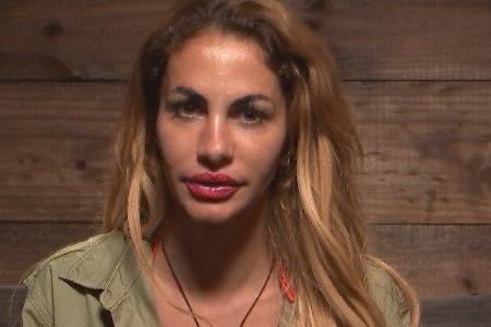 Janina Youssefian sorgte mit einem Rassismus-Eklat im Dschungelcamp für Entsetzen. Janina Youssefian sorgte mit einem Rassismus-Eklat im Dschungelcamp für Entsetzen.