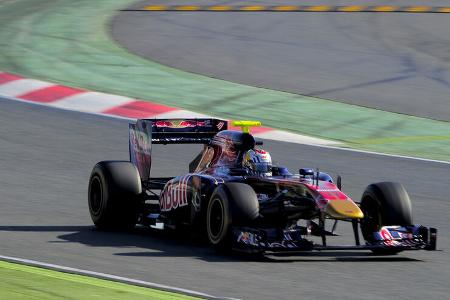 Toro Rosso STR6 Ricciardo Formel 1 Test Barcelona 2011
