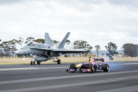 Red Bull - Daniel Ricciardo - Düsenjet - Formel 1 - GP Australien - 12. März 2014