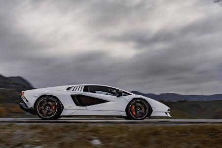 Lamborghini Countach LPI 800-4