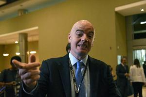 Blatter kritisiert Infantino: Aussage zu Afrika "weltfremd und ehrverletzend"