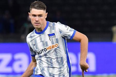 Gab auf der rechten Seite in der Dreierkette sein Startelfdebüt. Offenbarte immer wieder Abstimmungsprobleme auf seiner Seite und ließ die Gegner bei ihren Laufwegen ziehen. Verhinderte für den geschlagenen Schwolow in der Schlussphase einen sicheren Gegentreffer (77.). Letztlich bekamen die Bayern aber in seinen Zuständigkeitsbereichen zu viele Abschlüsse.