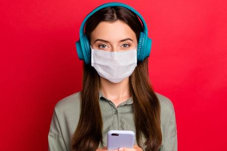 Kritik an Corona-Fehlinformation: Spotify schaltet Warnhinweise Kritik an Corona-Fehlinformation: Spotify schaltet Warnhinweise