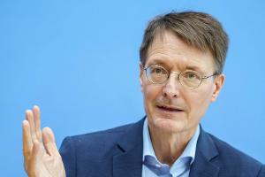 Karl Lauterbach will Bayern-Star Joshua Kimmich selbst impfen