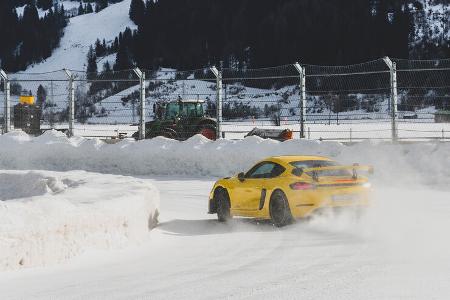 Mitfahrt Porsche 718 Cayman GT4 RS