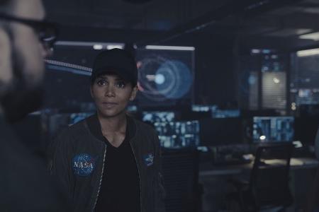 Weltall-Ausflug mit Jeff Bezos? Halle Berry winkt ab Weltall-Ausflug mit Jeff Bezos? Halle Berry winkt ab