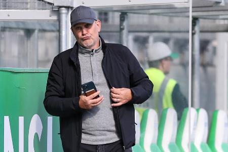 Die Zeit von Jörg Schmadtke als Geschäftsführer Sport des VfL Wolfsburg neigt sich ihrem Ende entgegen. Bis der 57-Jährige in Gladbach als Eberl-Nachfolger genannt wird, dürfte es nicht mehr all zu lange dauern.