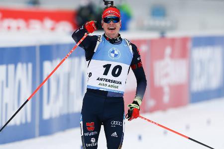 Pünktlich zum Saison-Höhepunkt ist der Schwarzwälder in Top-Form. Der 31-Jährige gewann gerade den Massenstart in Antholz - es war das letzte Biathlon-Rennen vor Olympia. Doll hatte schon einmal alle überrascht, als er 2017 Weltmeister im Sprint wurde. Und wenn es alleine nicht klappt, bleibt ihm immer noch die Staffel.