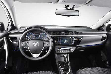Corolla-Interieur: Relativ schlicht und zweckmäßig